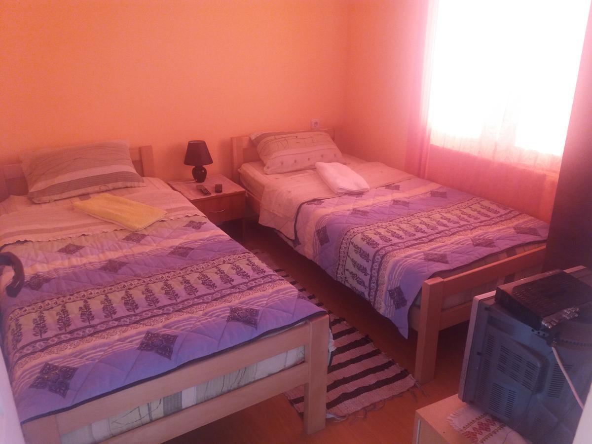 Chalet Ljubicine Kolibe Golubinje Екстер'єр фото